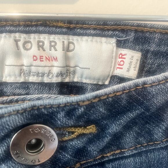 Torrid Straight Leg Denim Jeans SZ 16R - Picture 3 of 5